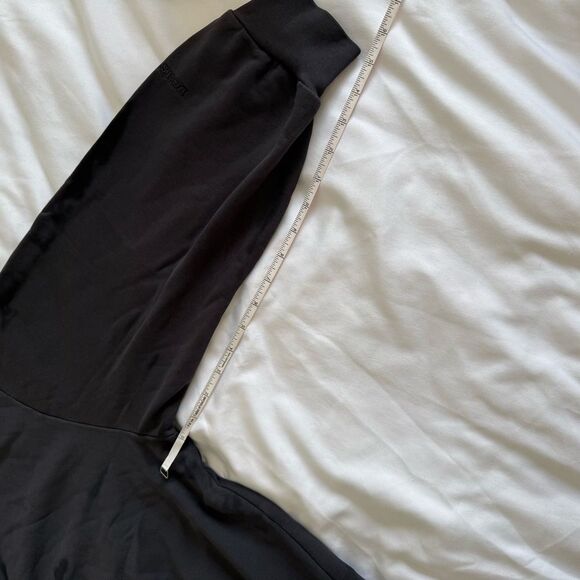 Levi's Men's Charcoal Crewneck Sweater - Picture 4 of 11